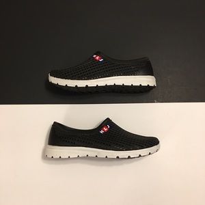🐯🌀Waterproof shoes - 11 US (45 EU)